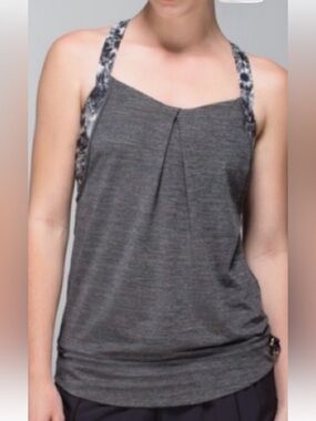 Lululemon Athletic tank top floral sports bra size 6